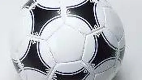 杨紫分享接地气表情包为张一山祝福：愿你活力无限